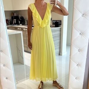 Zara Yellow Ruffled Maxi Dress ☀️